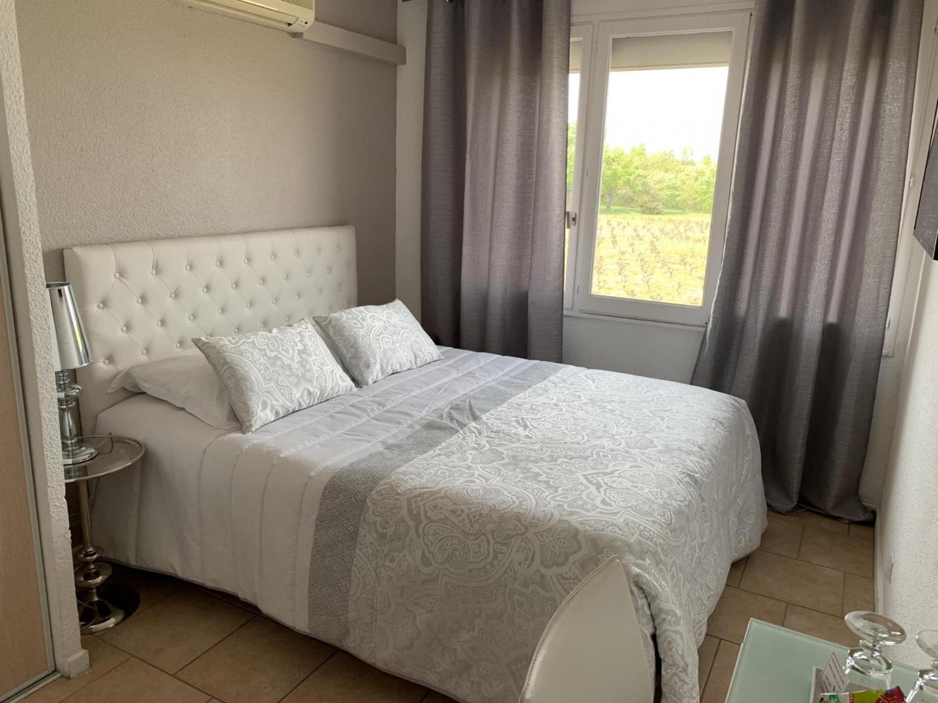 Le Mas Du Terme Barjac  Room photo